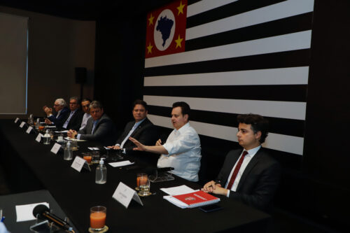 Governo de SP faz primeira reunião com novo secretariado no Palácio dos Bandeirantes