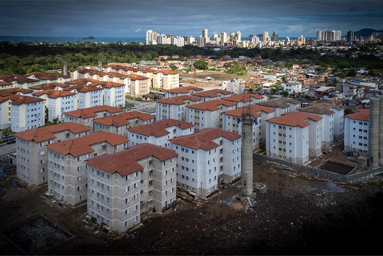 Governo de SP lança edital para construir até 12 mil casas no litoral